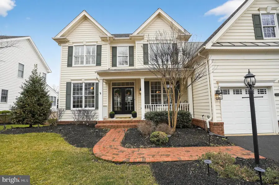 15141 Golf View Dr, Haymarket, VA 20169 - #2