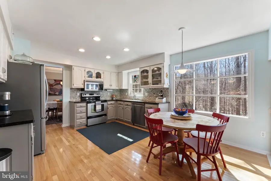 5383 Cleburne Ln, Woodbridge, VA 22192 - #2