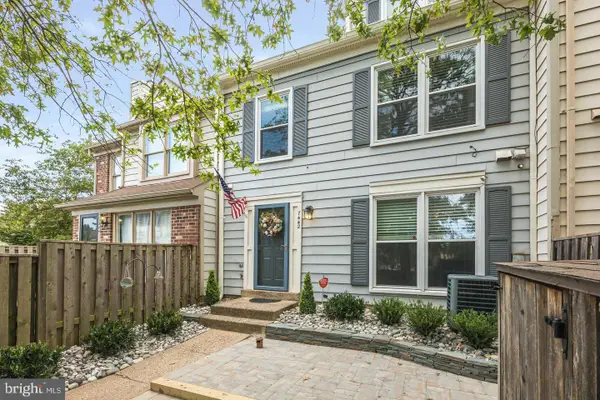 7442 Emerald Dr, MANASSAS, VA 20109