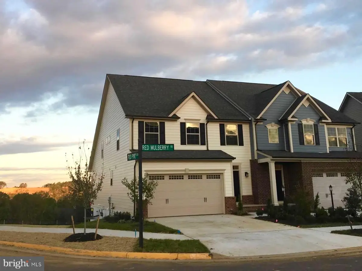 18118 Red Mulberry Rd, Dumfries, VA 22026 - #1