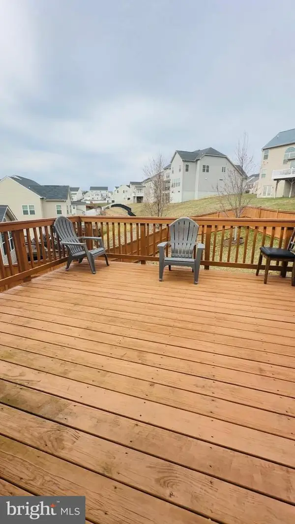 3214 Fledgling Cir, WOODBRIDGE, VA 22193