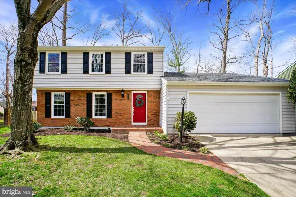 15418 Beachview Dr, DUMFRIES, VA 22025