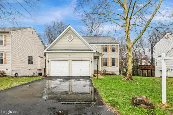 15717 Renton Ct, DUMFRIES, VA 22025