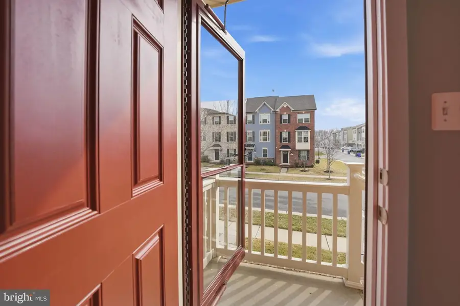 18112 Red Cedar Rd, Dumfries, VA 22026 - #3