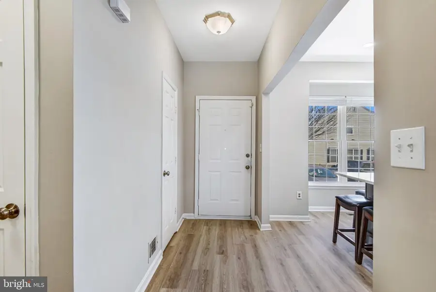 7572 Helmsdale Pl, Manassas, VA 20109 - #2