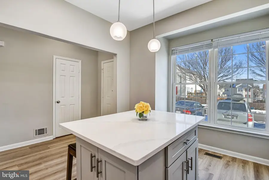 7572 Helmsdale Pl, Manassas, VA 20109 - #3