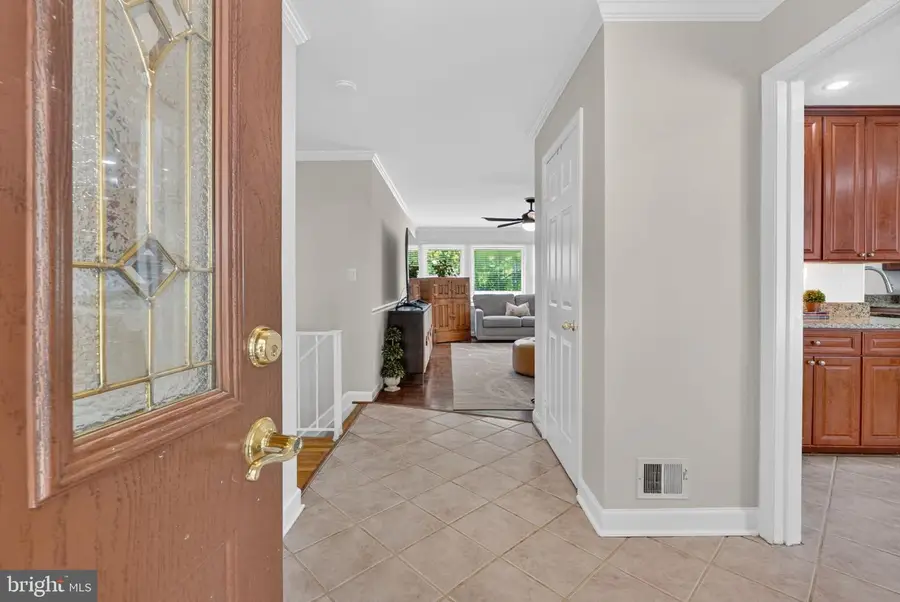 2211 Dockside Ct, Woodbridge, VA 22192 - #2