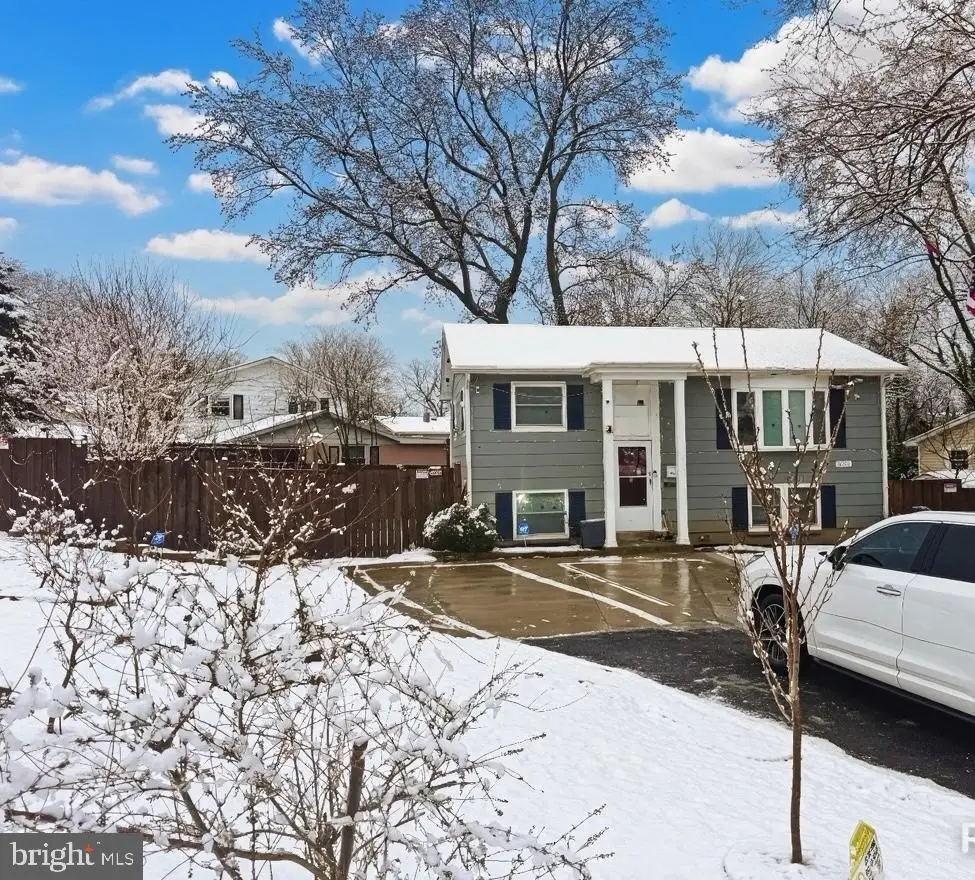 14701 Brook Dr, Woodbridge, VA 22193 - #1