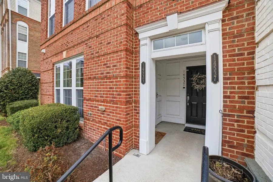 14535 Barkham Dr, Woodbridge, VA 22191 - #2