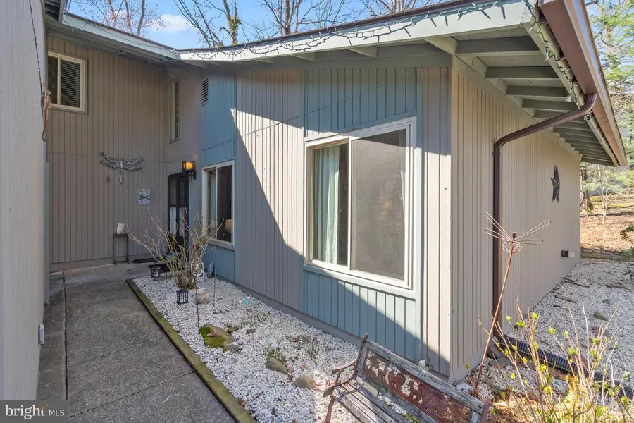 2617 Woodfern Ct, Woodbridge, VA 22192 - #3