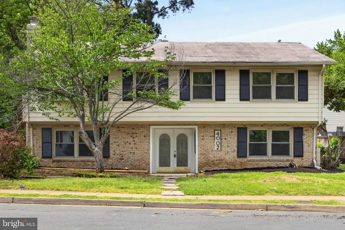 4002 Forge Dr, Woodbridge, VA 22193 - #1