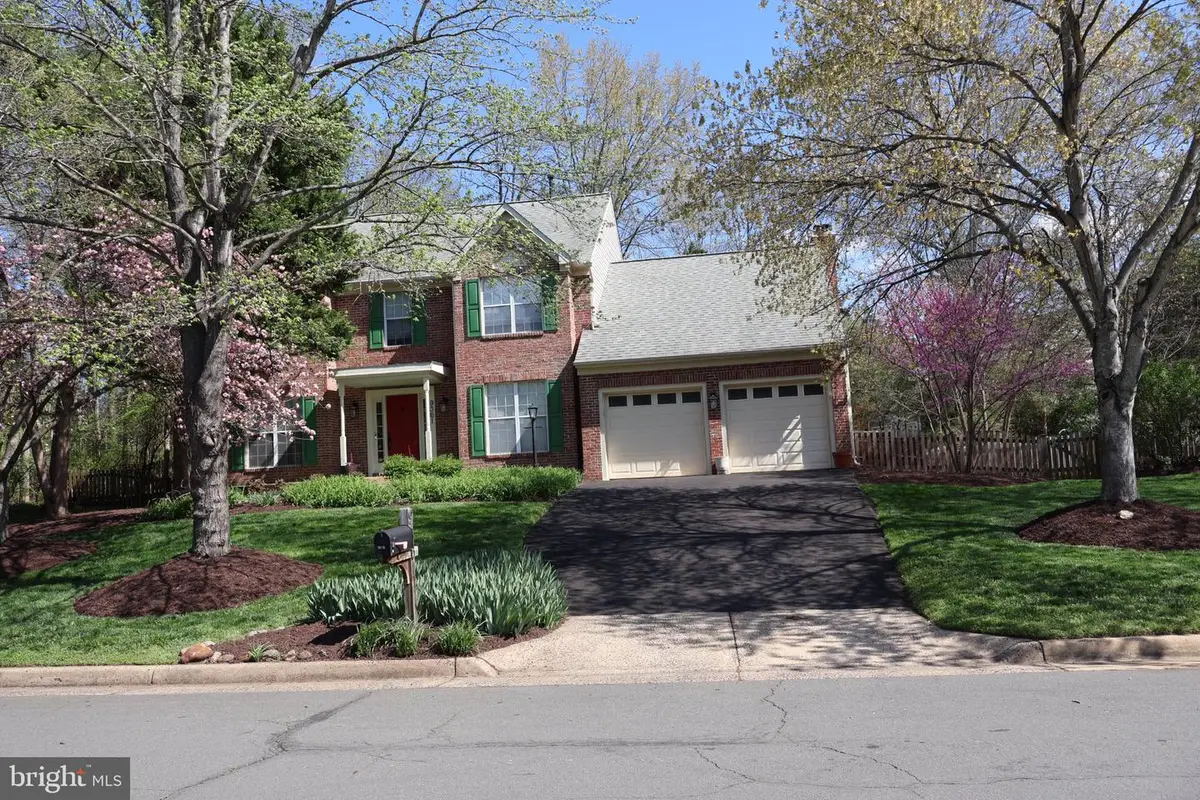 9361 Weathersfield Dr, Bristow, VA 20136 - #1