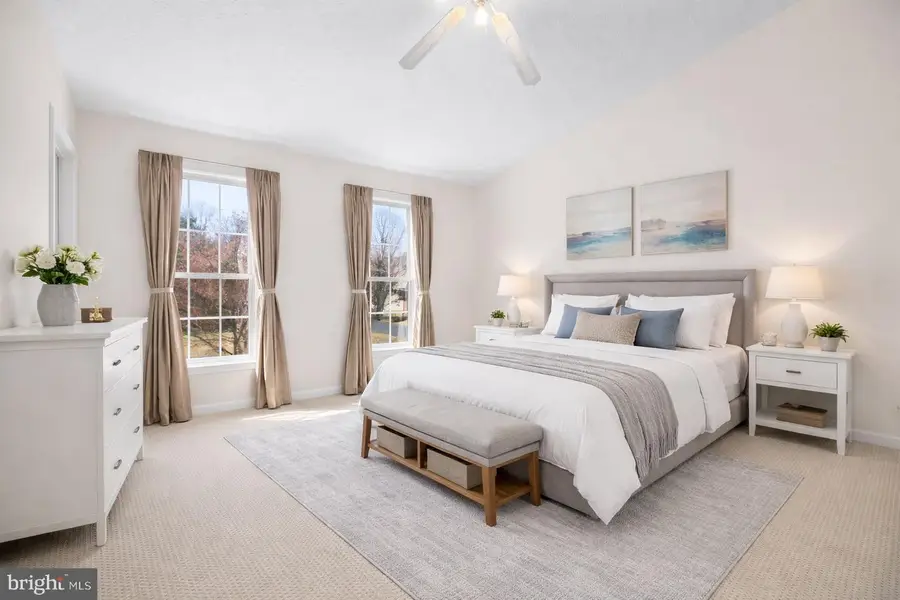 4074 Elkwood Ct, Woodbridge, VA 22193 - #2