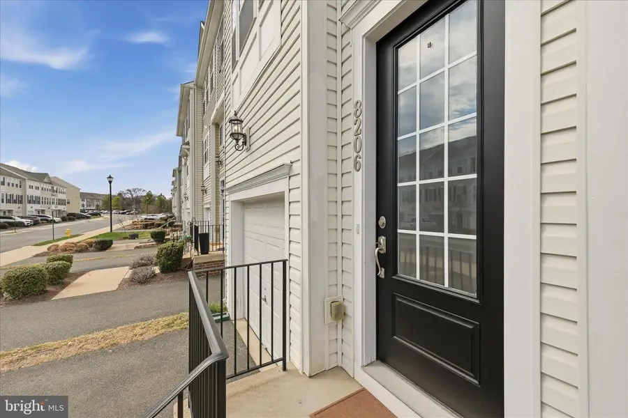 8206 Heritage Crossing Ct, Manassas, VA 20109 - #3
