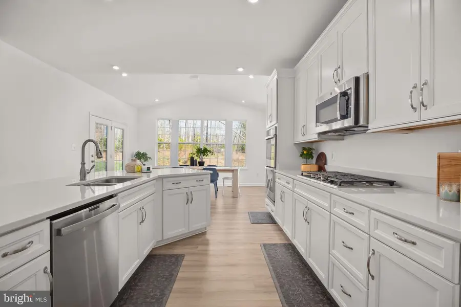 3608 Plumage Ct, Woodbridge, VA 22193 - #2