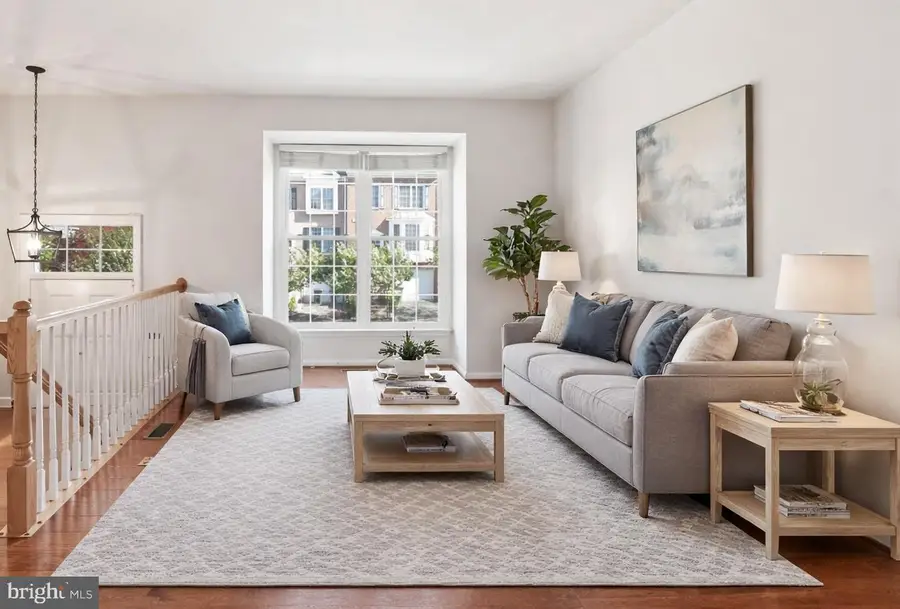 9814 Cheshire Ridge Cir, Manassas, VA 20110 - #2