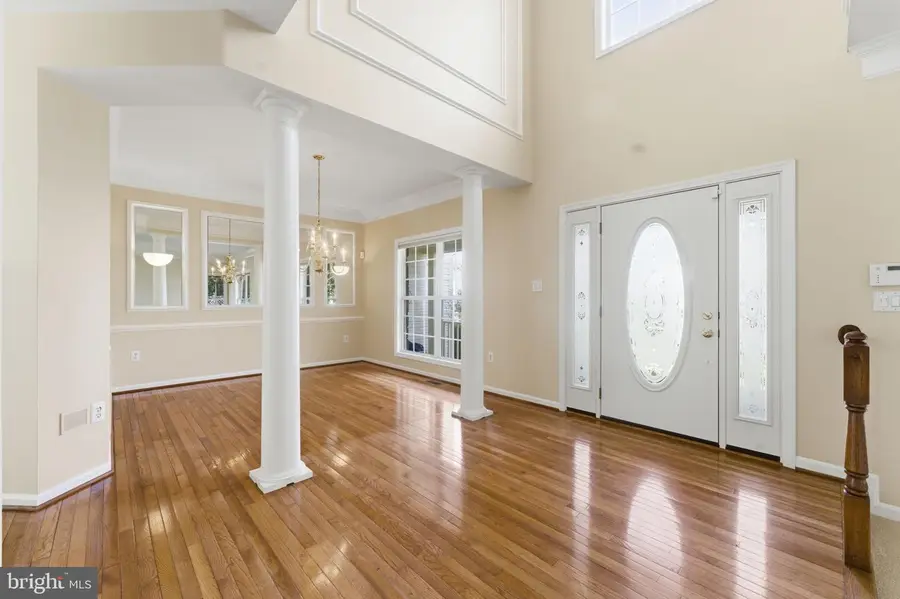 8215 Katie Lynn Ct, Gainesville, VA 20155 - #2