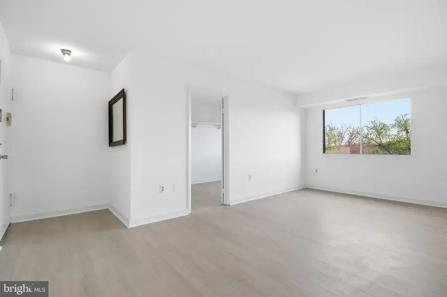 1604 Renate Dr #203, Woodbridge, VA 22192 - #3