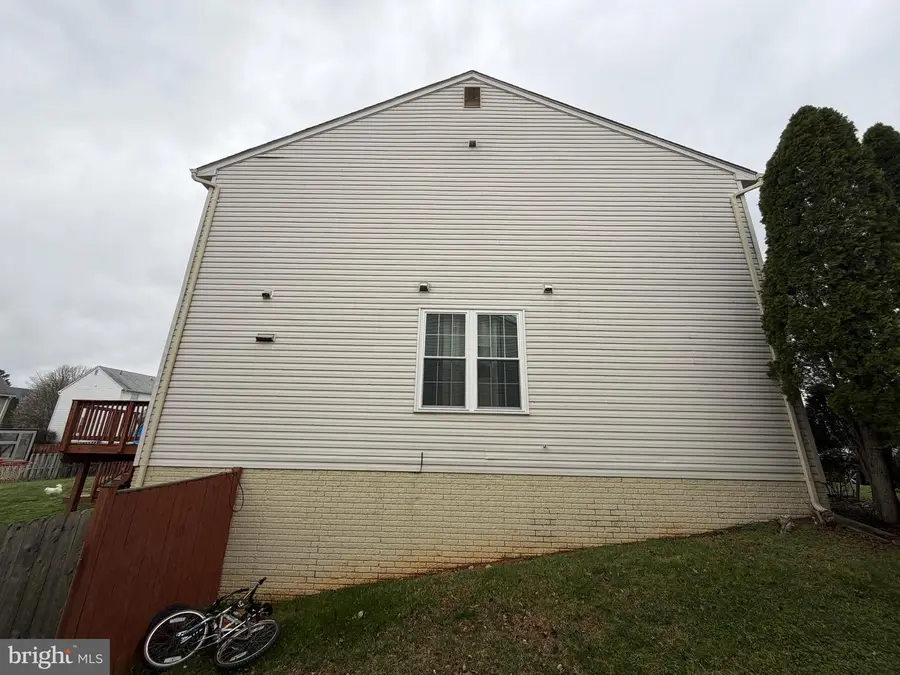 13151 Opal Ln, Woodbridge, VA 22193 - #3