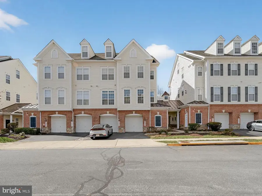 6827 Hampton Bay Ln, Gainesville, VA 20155 - #2