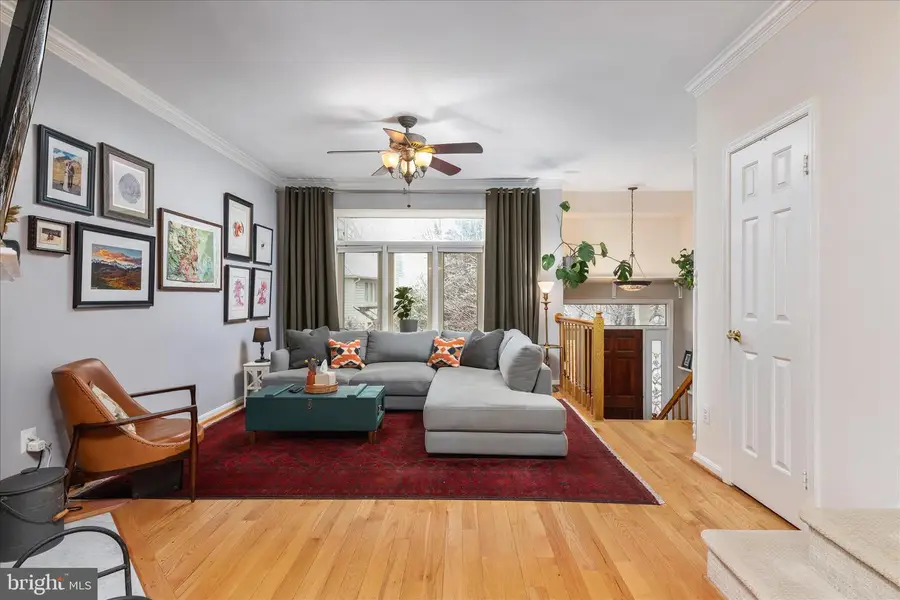 124 E Colonial Dr, Occoquan, VA 22125 - #3