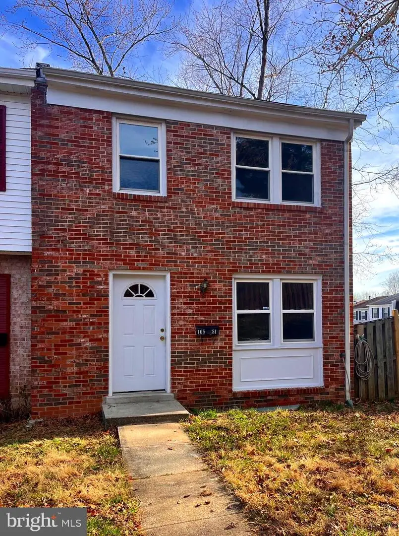 16581 Royal Ct, Woodbridge, VA 22191 - #1