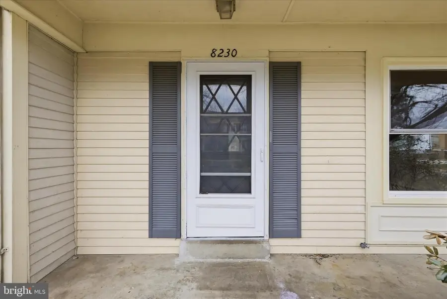 8230 Blue Ridge Ct, Manassas, VA 20109 - #2