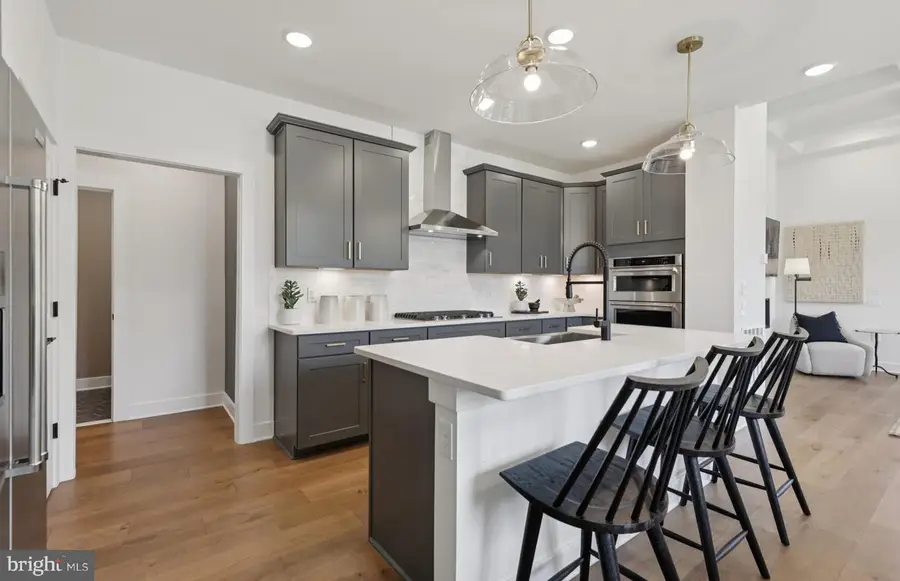 15498 Emerald Way, Haymarket, VA 20169 - #2