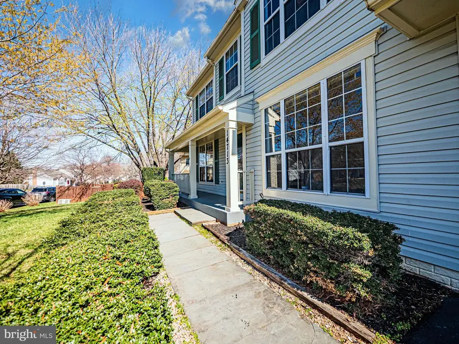 14713 Stratford Dr, Woodbridge, VA 22193 - #2