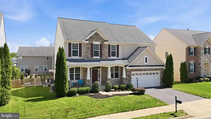8970 Fenestra Pl, Gainesville, VA 20155 - #2