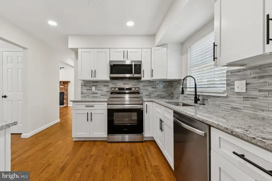 4008 Buckingham Ct, Dumfries, VA 22025 - #3