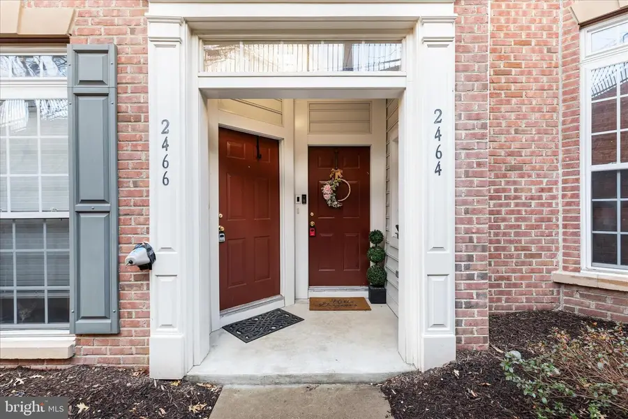 2464 Eastbourne Dr, Woodbridge, VA 22191 - #2