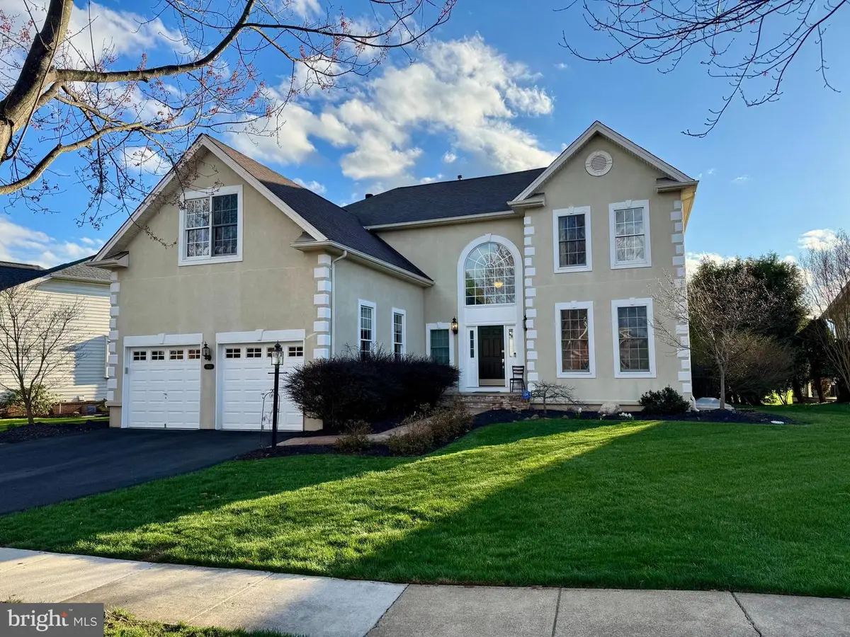 5624 Tournament Dr, Haymarket, VA 20169 - #1