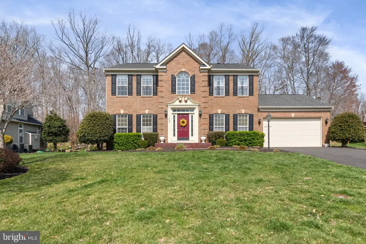 11645 Crest Maple Dr, Woodbridge, VA 22192 - #1