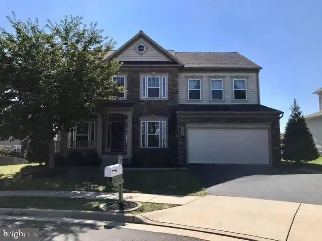 14220 Ladderbacked Dr, Gainesville, VA 20155 - #2