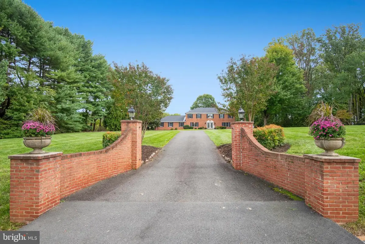 3819 Delashmutt Dr, Haymarket, VA 20169 - #1