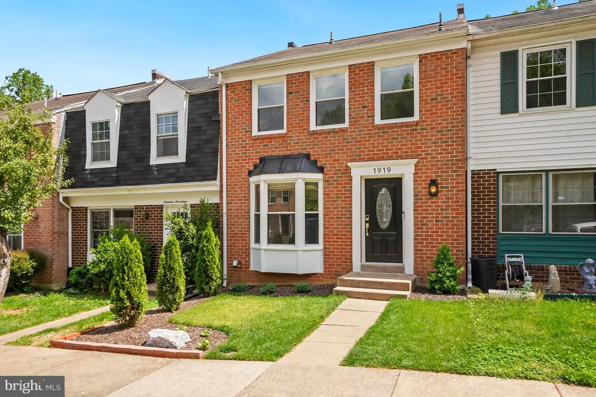 1919 Mariner Ln, Woodbridge, VA 22192 - #1