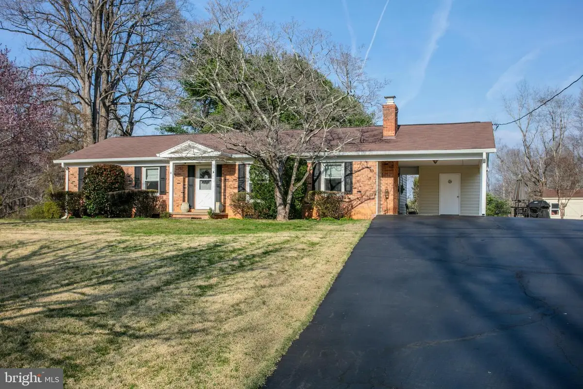 11995 Cornwell Dr, Manassas, VA 20112 - #1