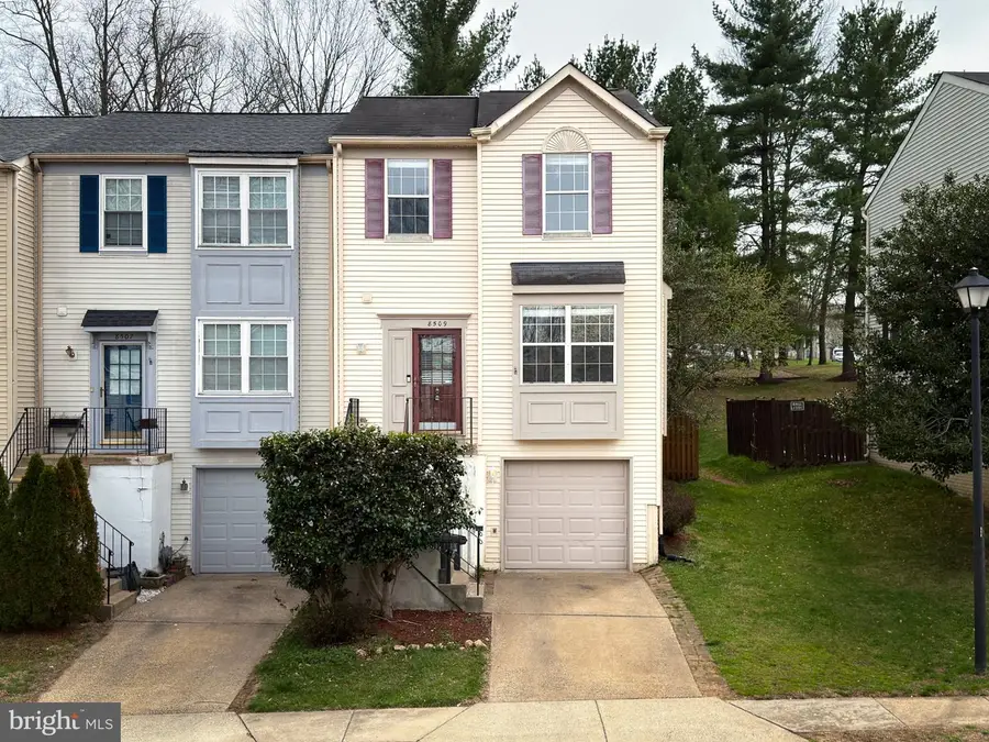 8509 Charnwood Ct, Manassas, VA 20111 - #2