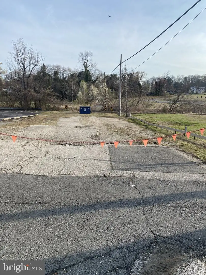 4208 Inn St, Triangle, VA 22172 - #1