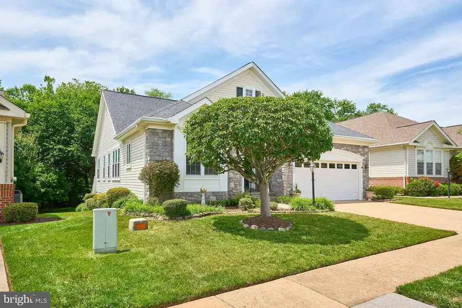 6340 Avington Pl, Gainesville, VA 20155 - #3