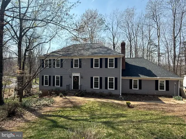 15790 Beacon Hill Pl, DUMFRIES, VA 22025