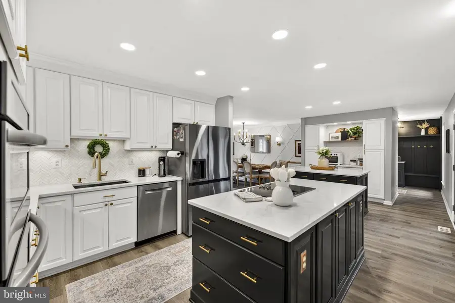 4341 Banbury Dr, Gainesville, VA 20155 - #3