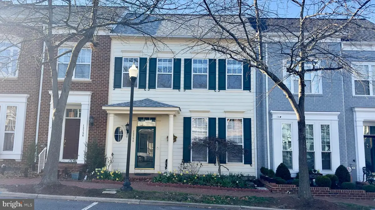 13754 Fleet St, Woodbridge, VA 22191 - #1