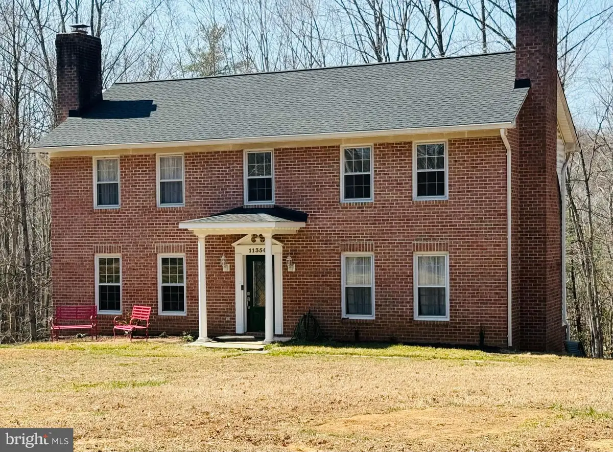 11350 Oakhurst Ln, Woodbridge, VA 22192 - #1