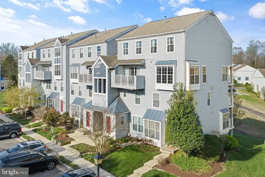 11712 Tolson Pl #304, Woodbridge, VA 22192 - #2