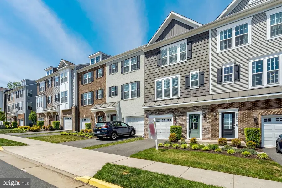 6097 Camerons Ferry Dr, Haymarket, VA 20169 - #3