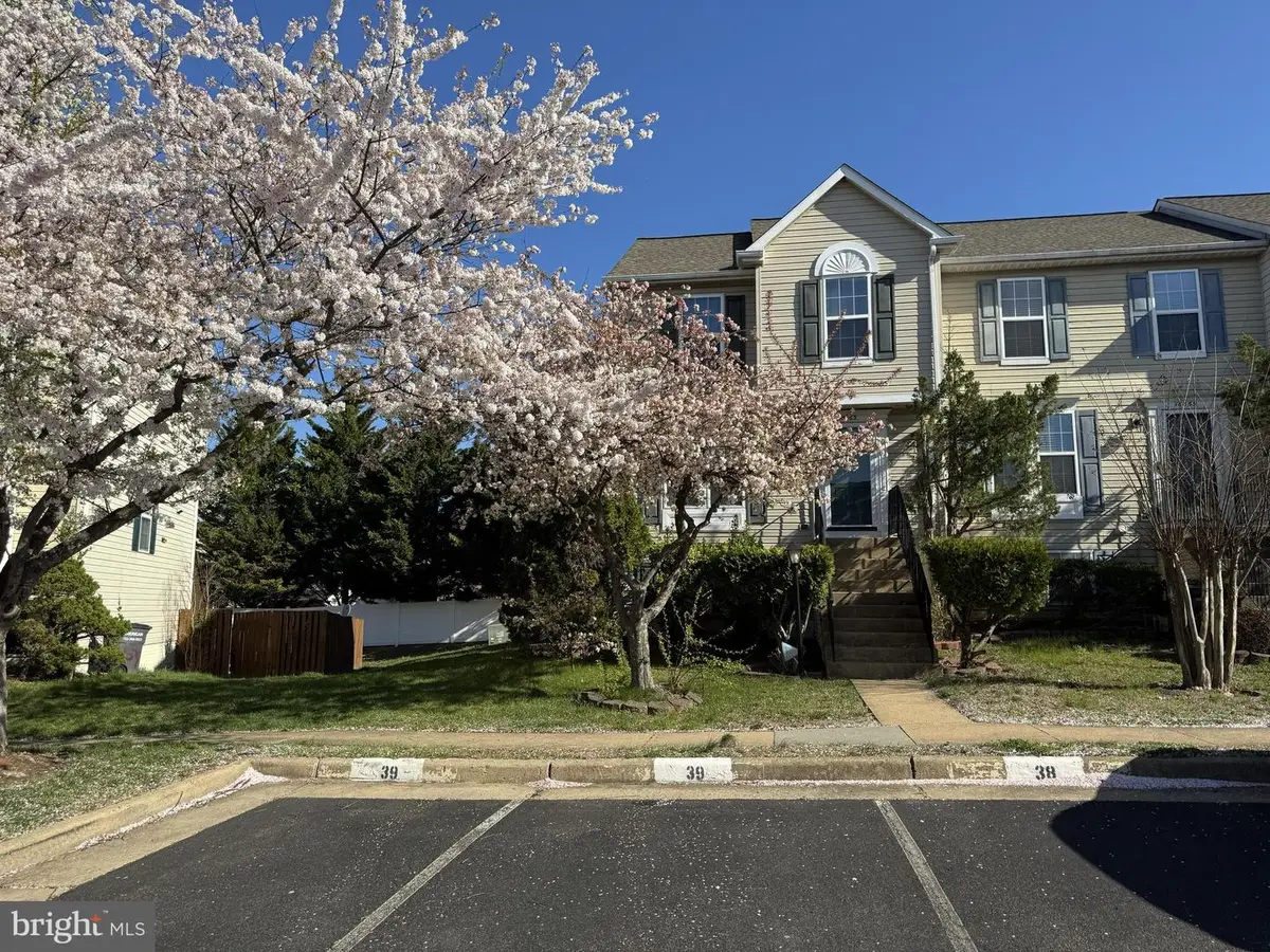 16863 Toms River Loop, Dumfries, VA 22026 - #1