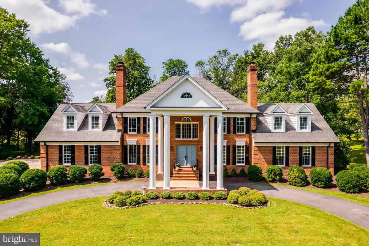 16771 Thunder Rd, Haymarket, VA 20169 - #1