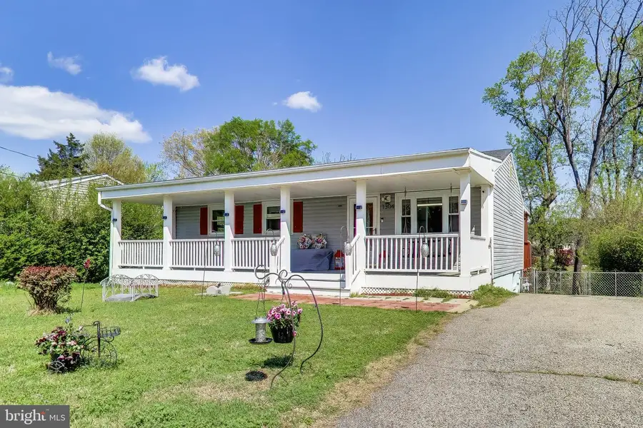 1304 Columbia Rd, Woodbridge, VA 22191 - #2